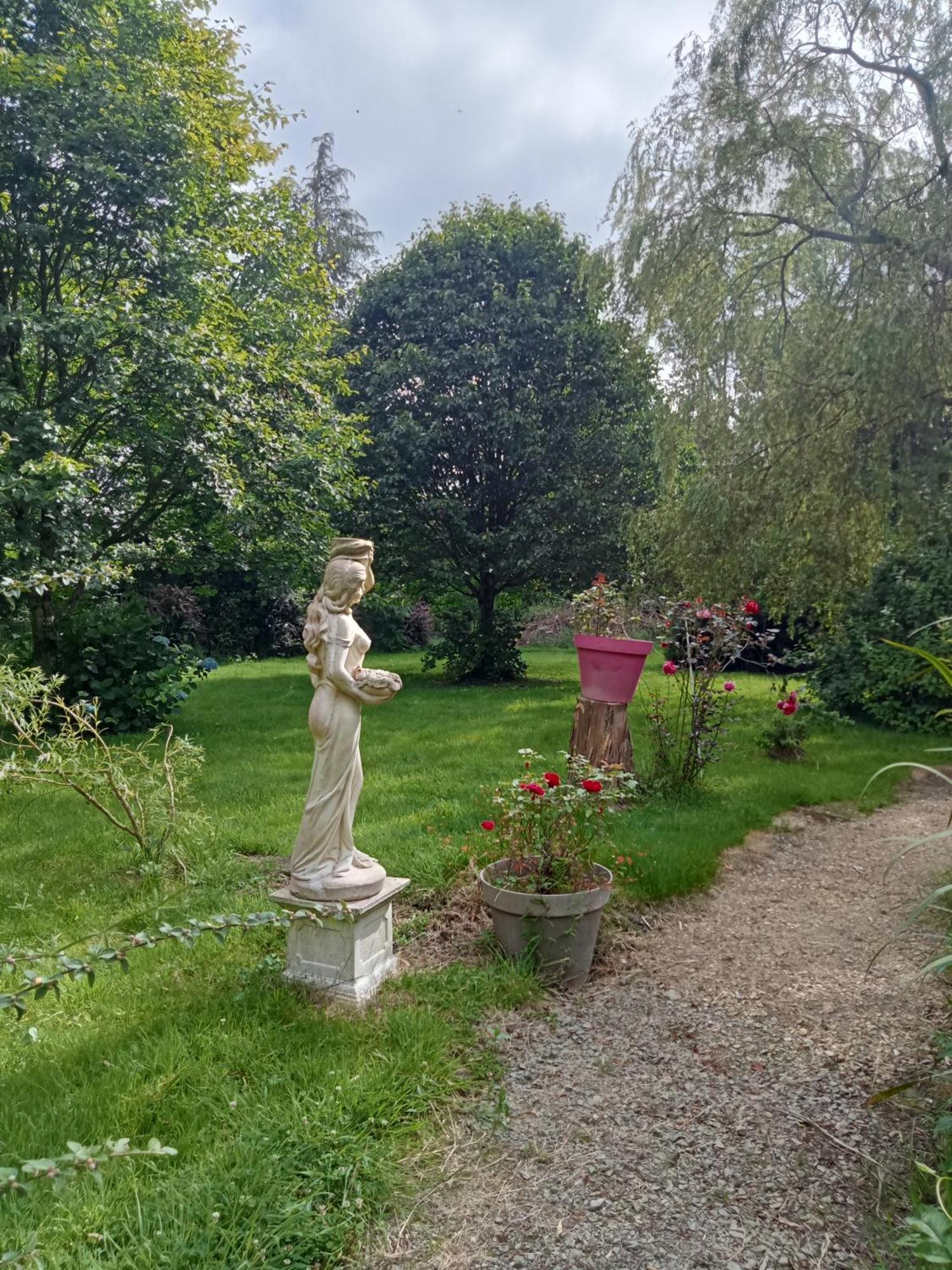 Gite Le Clos De See Cherence-le-Roussel Exterior photo